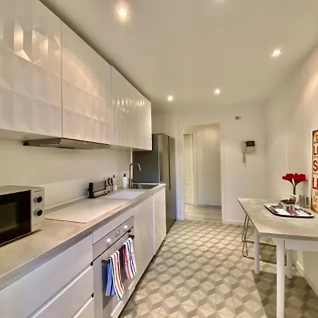 Golden Mile Beach Apartment Marbella